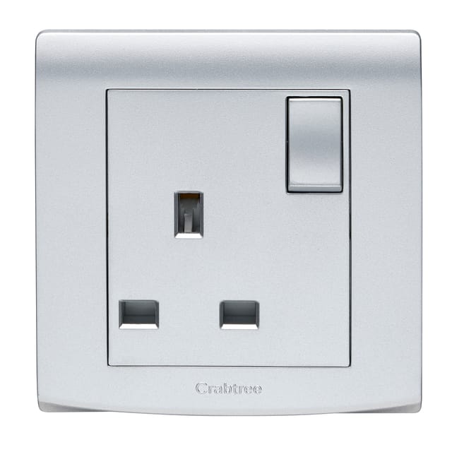 بلاك 13 أمبير - فردي - مع سويتش - فضي