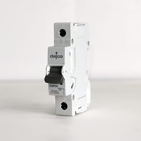 قاطع كهربائي 63 امبير داجكو